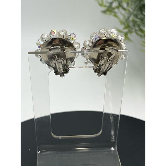 Vintage Unsigned Crystal AB Sunburst Snowflake Round Clip On Earrings - Picture 5 of 8